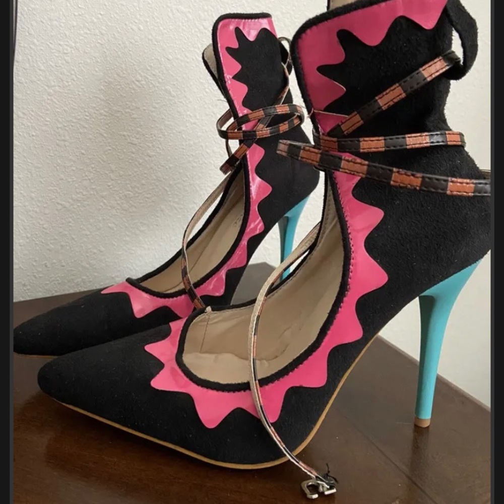 Timesize Heels Shoes 38 Size 8 Wrap Buckle New